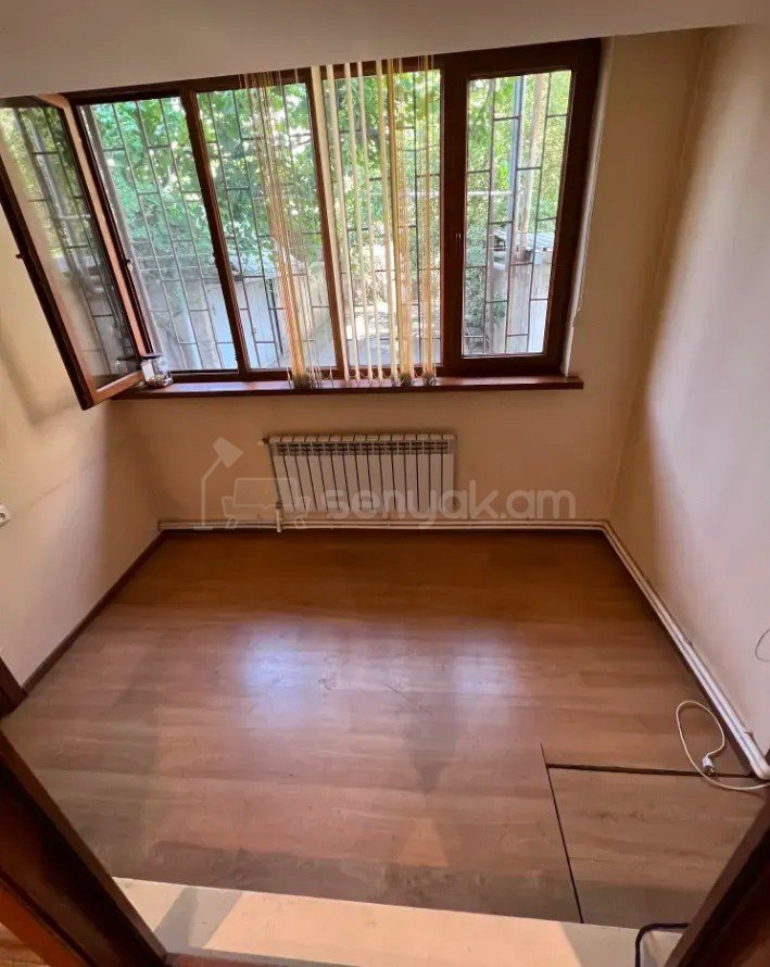 2 Սենյականոց Բնակարան, 68քմ, 1/9 հարկ, Կապիտալ Վերանորոգված, Կահավորված, Արևկող