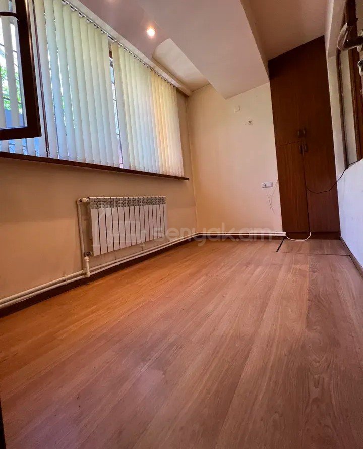 2 Սենյականոց Բնակարան, 68քմ, 1/9 հարկ, Կապիտալ Վերանորոգված, Կահավորված, Արևկող