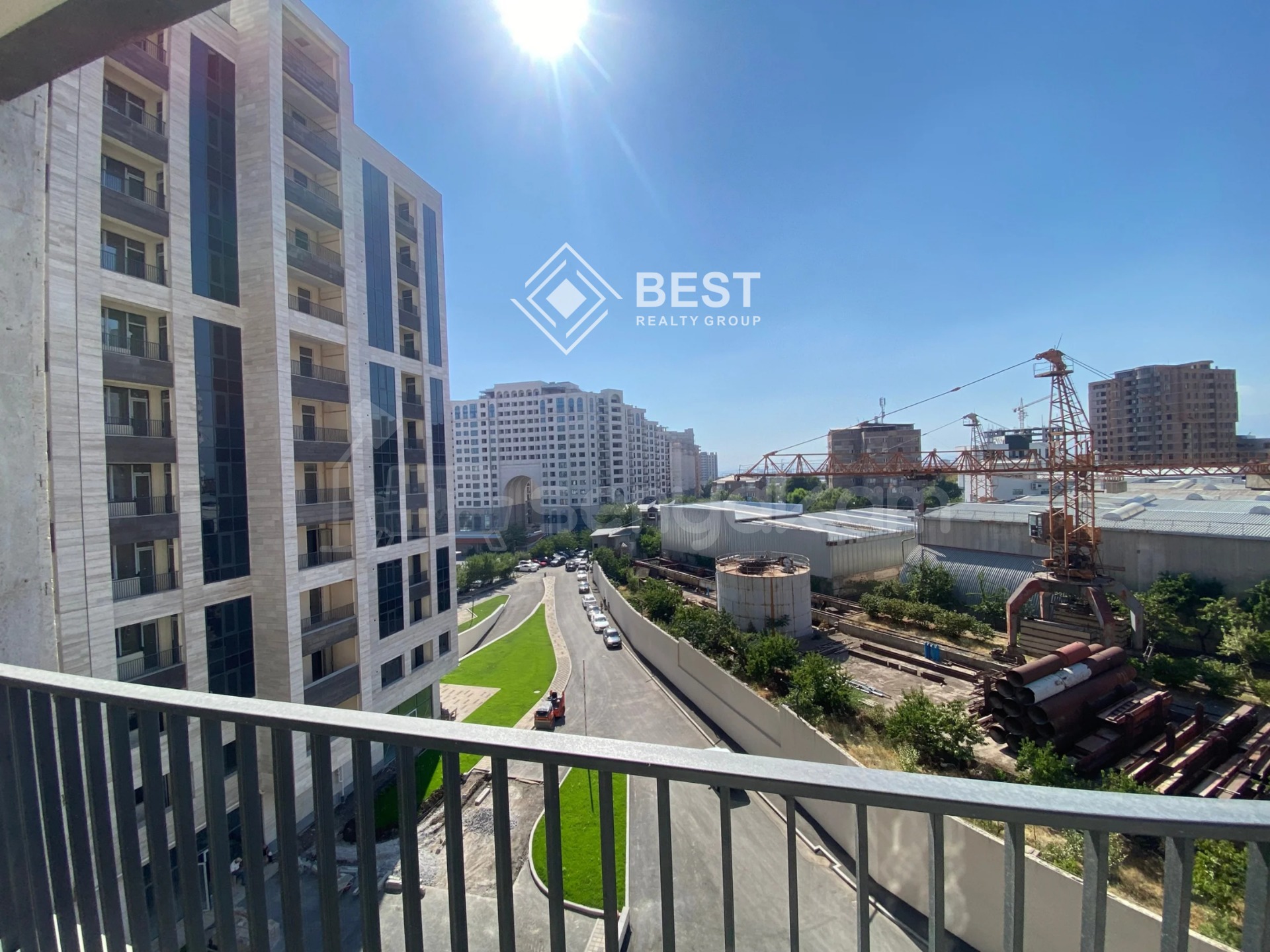 4 Սենյականոց Բնակարան Նորակառույցում, 127քմ, 6/14 հարկ, Զրոյական Վիճակում