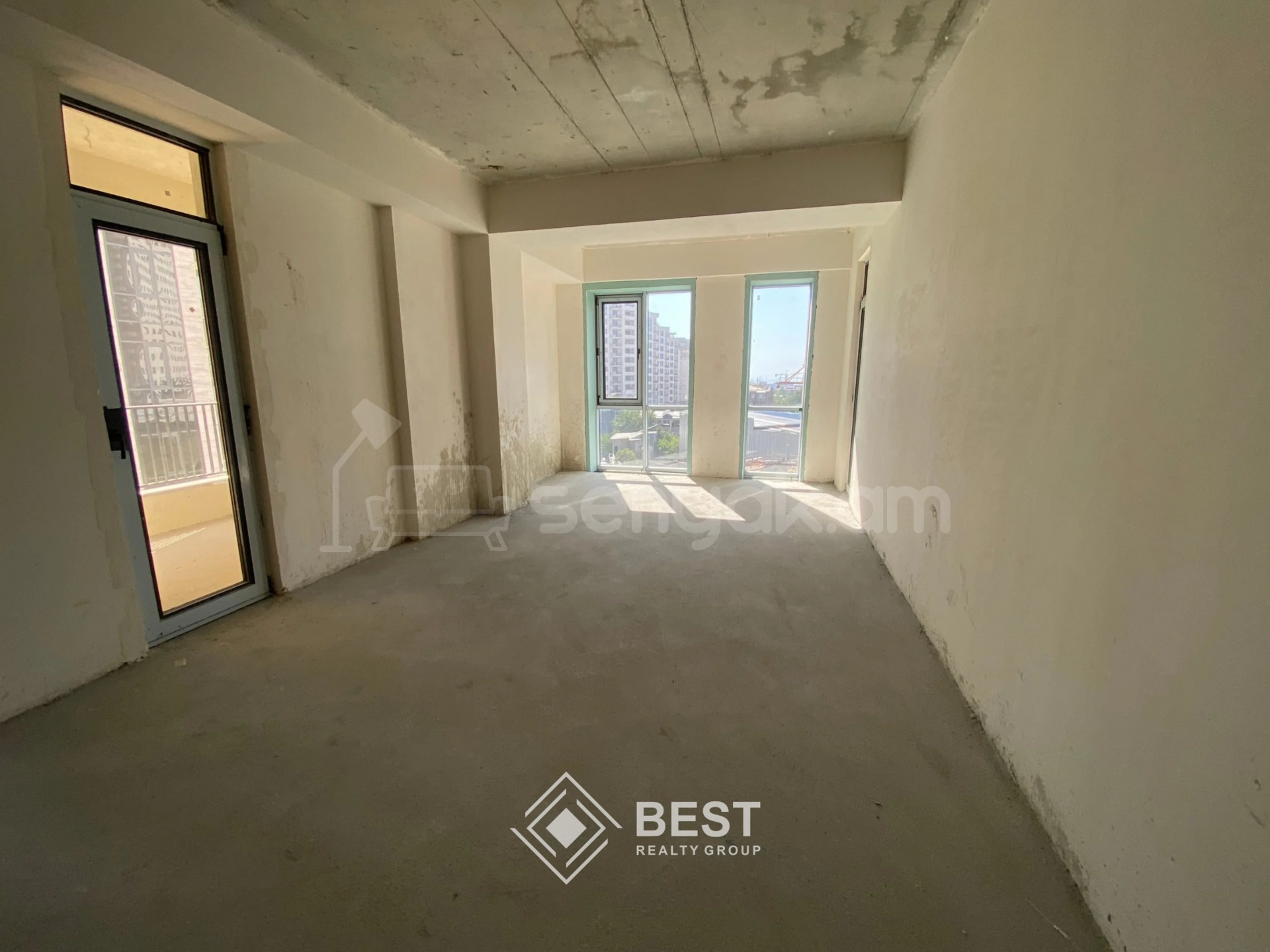 4 Սենյականոց Բնակարան Նորակառույցում, 127քմ, 6/14 հարկ, Զրոյական Վիճակում