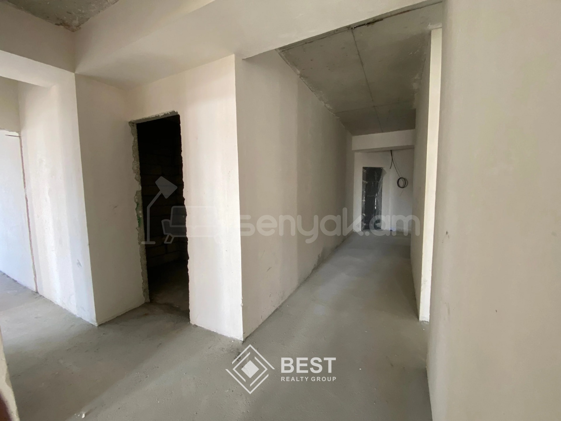 4 Սենյականոց Բնակարան Նորակառույցում, 127քմ, 6/14 հարկ, Զրոյական Վիճակում