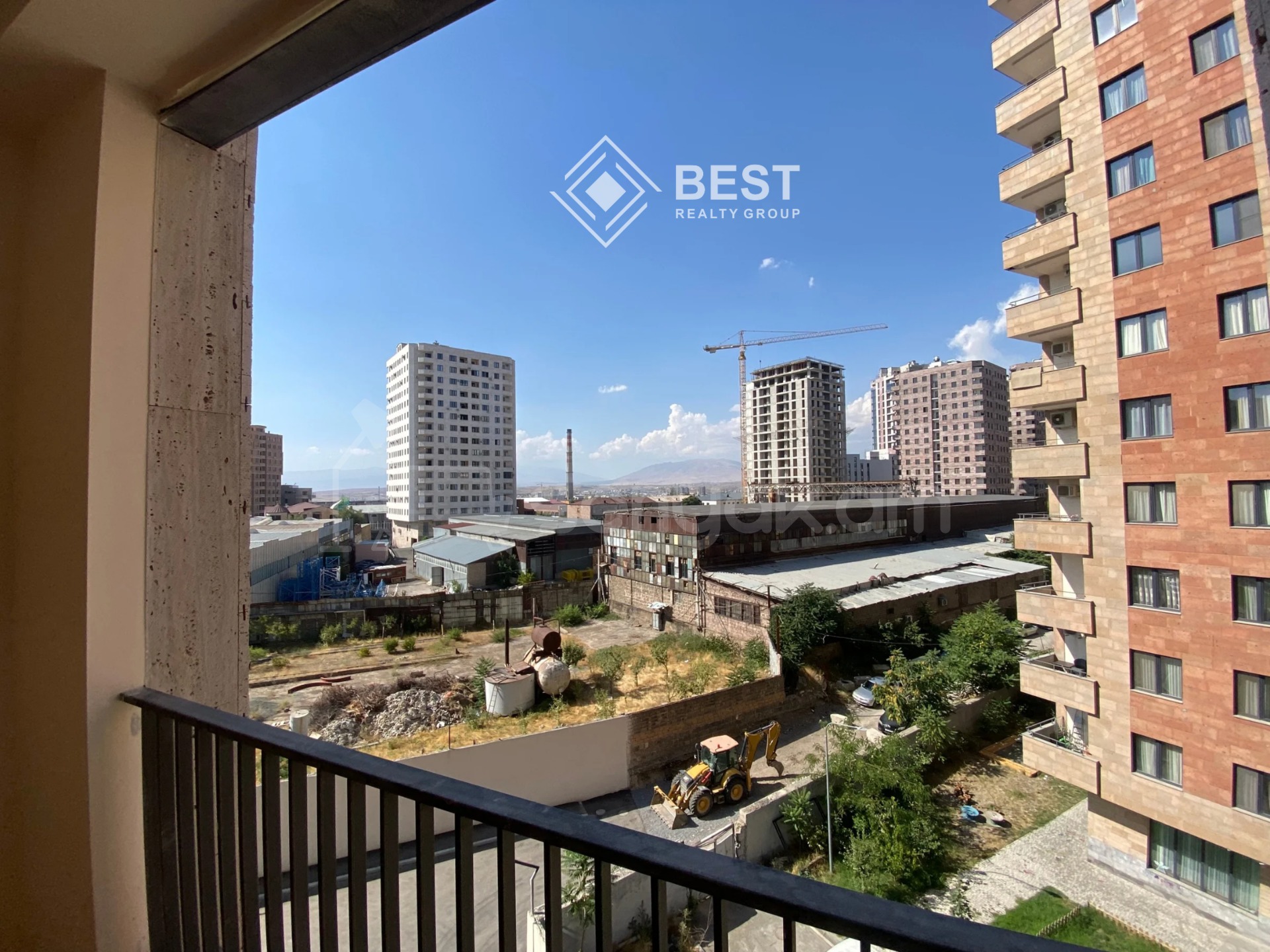 4 Սենյականոց Բնակարան Նորակառույցում, 127քմ, 6/14 հարկ, Զրոյական Վիճակում