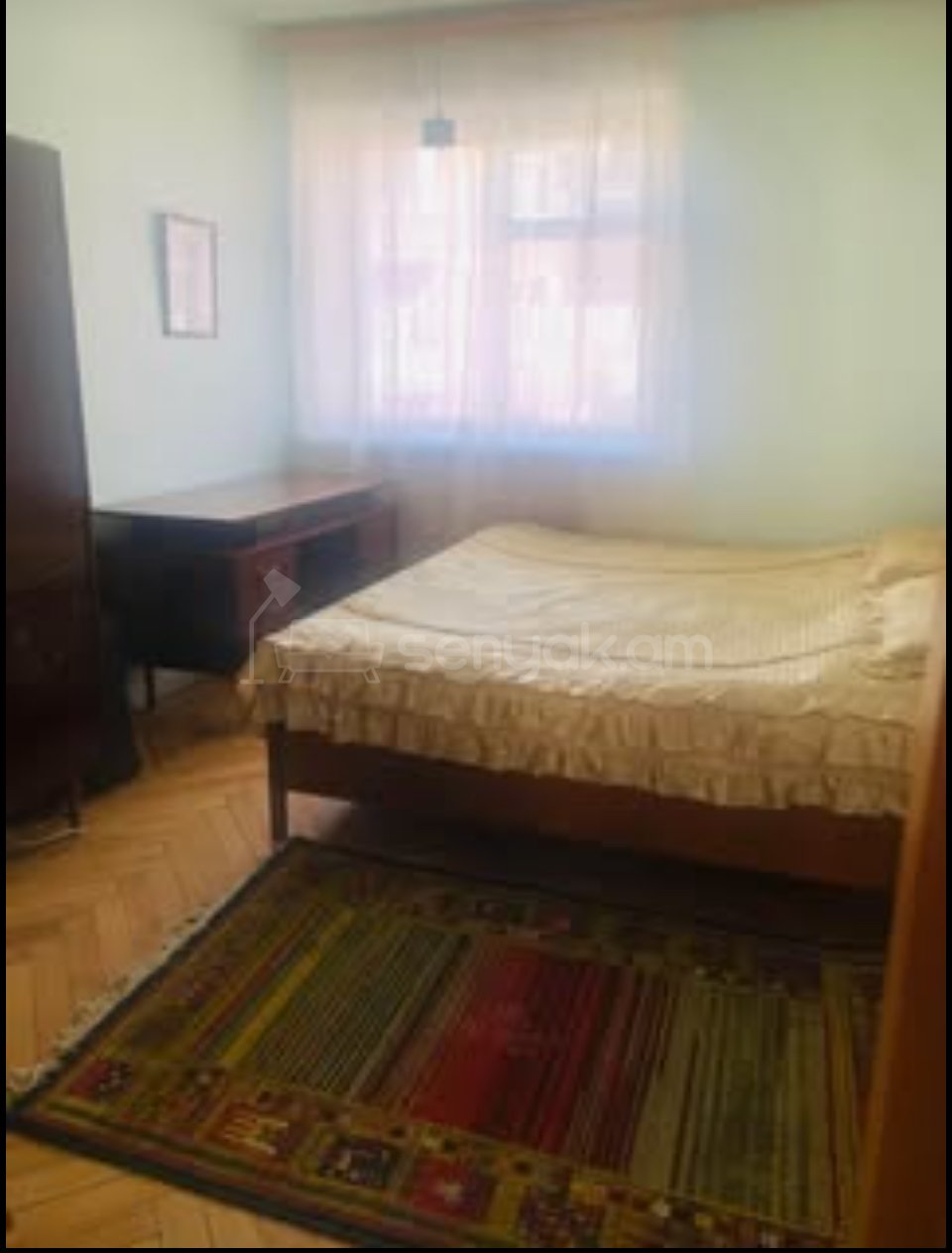 2 Սենյականոց Բնակարան Քարե Շենքում, 57քմ, 3/5 հարկ, Նորմալ Վիճակում, Կահավորված, Արևկող