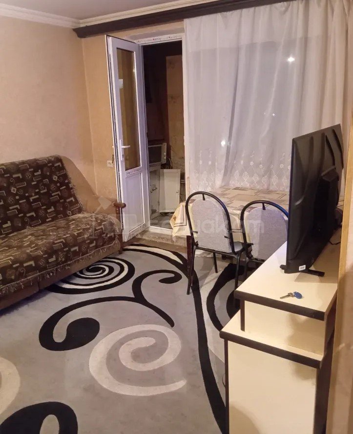 1 Սենյականոց Բնակարան, 37քմ, 2/5 հարկ, Նորմալ Վիճակում, Կահավորված