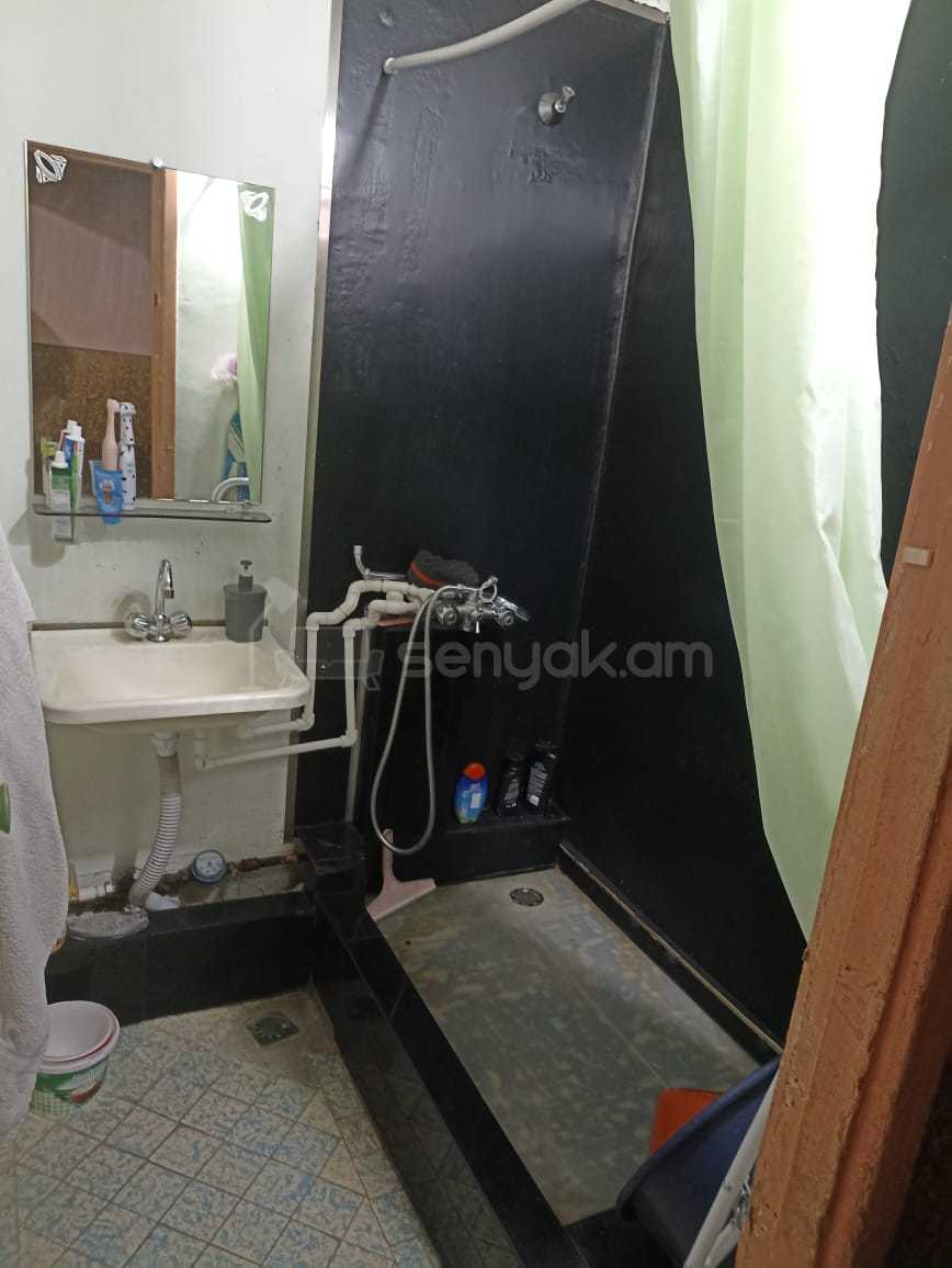 3 Սենյականոց Բնակարան, 74քմ, 2/5 հարկ, Նորմալ Վիճակում