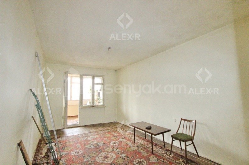 3 Սենյականոց Բնակարան, 74քմ, 2/5 հարկ, Նորմալ Վիճակում