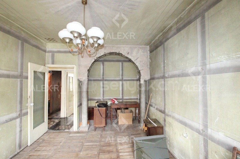 3 Սենյականոց Բնակարան, 74քմ, 2/5 հարկ, Նորմալ Վիճակում