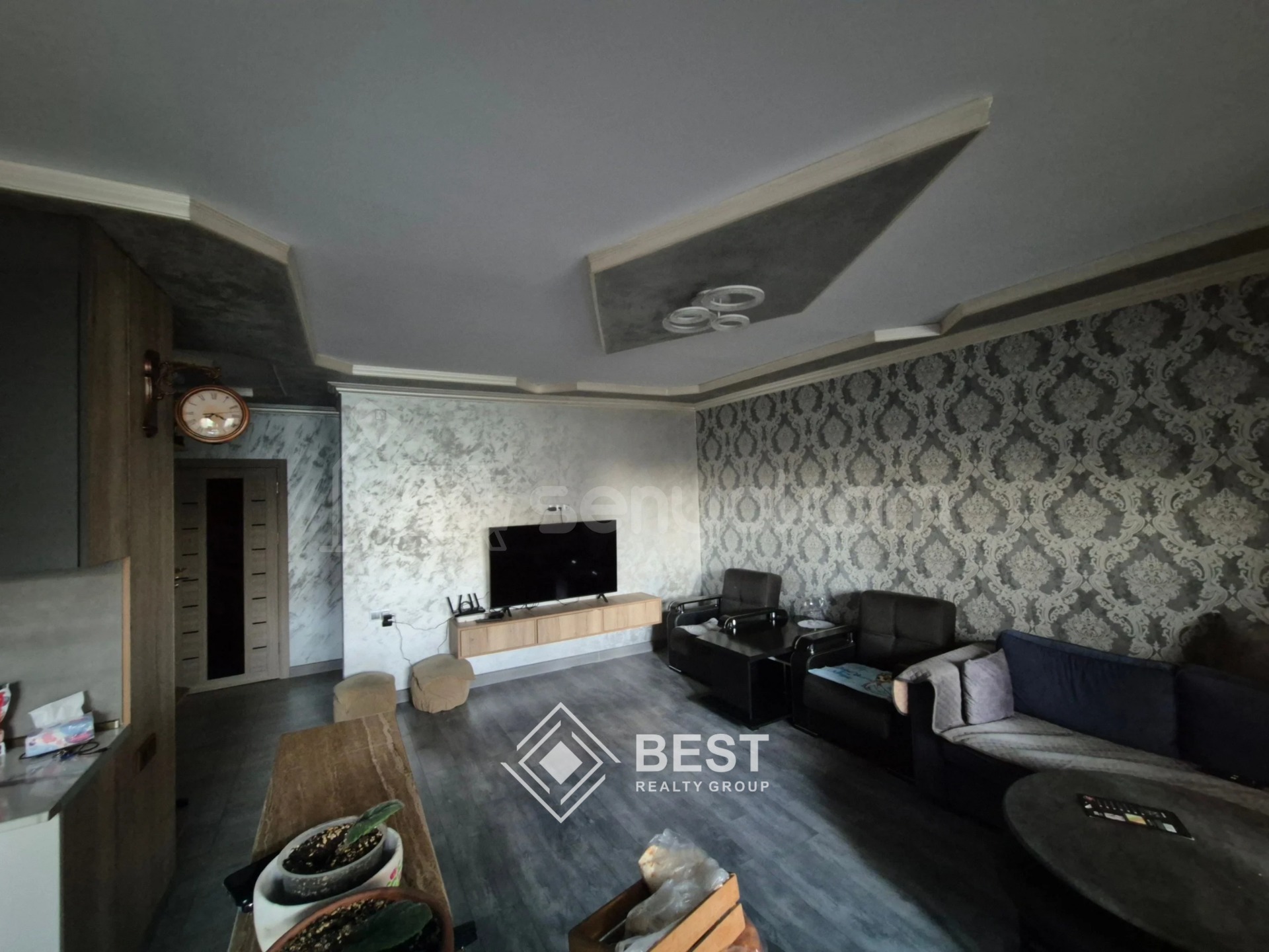 3 Սենյականոց Բնակարան, 78քմ, 1/9 հարկ, Կապիտալ Վերանորոգված