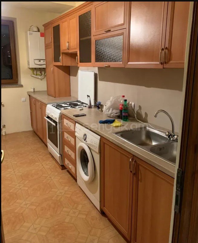 3 Սենյականոց Բնակարան, 80քմ, 5/9 հարկ, Կապիտալ Վերանորոգված, Կահավորված