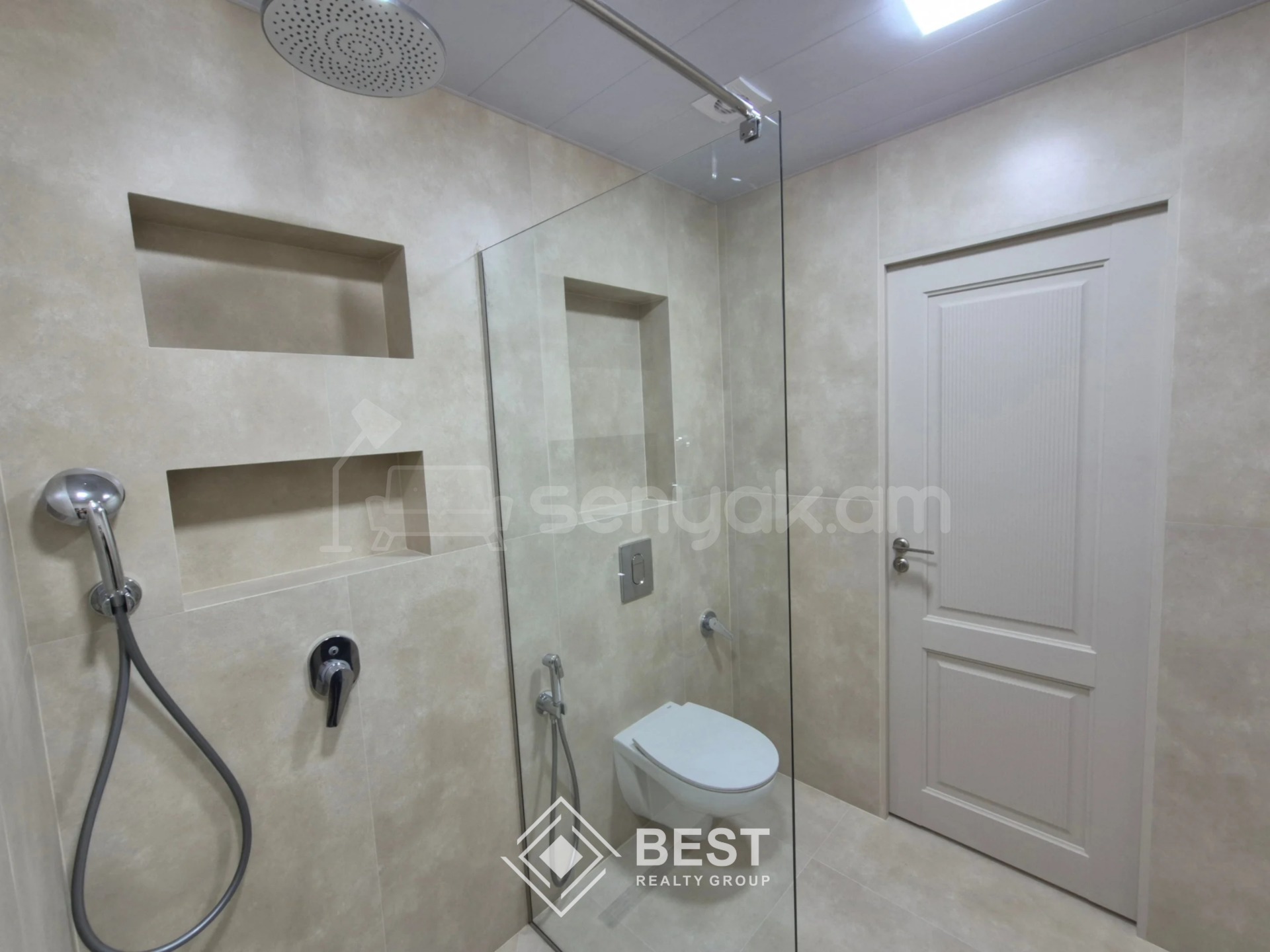 2 Սենյականոց Բնակարան Նորակառույցում, 55քմ, 10/11 հարկ, Կապիտալ Վերանորոգված