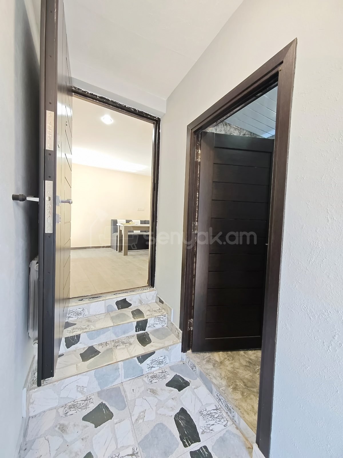 3 Սենյականոց Սեփական Տուն, 85քմ, Կապիտալ Վերանորոգված, Կահավորված