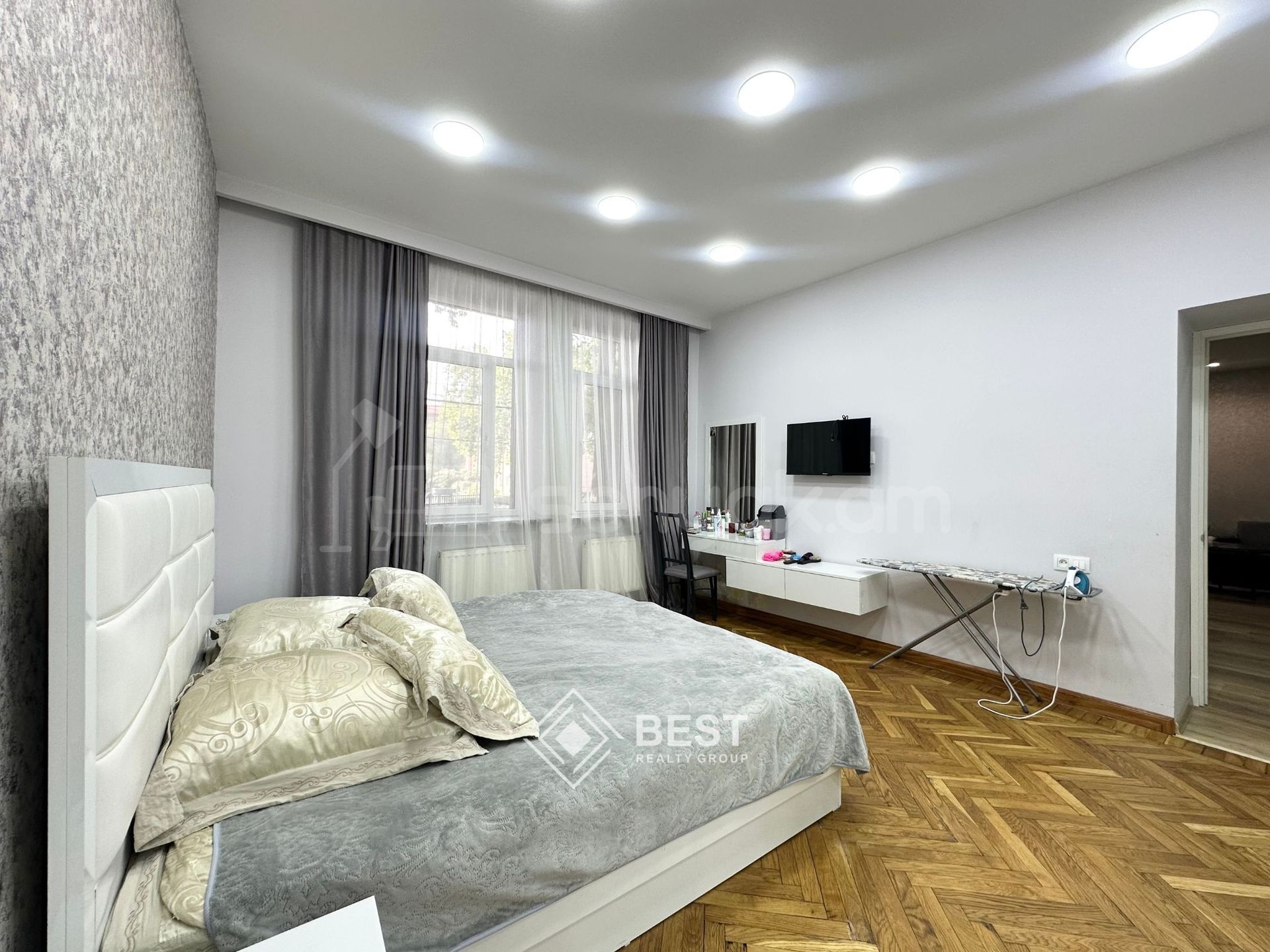 2 Սենյականոց Բնակարան Քարե Շենքում, 55քմ, 1/4 հարկ, Կապիտալ Վերանորոգված, Կահավորված, Արևկող