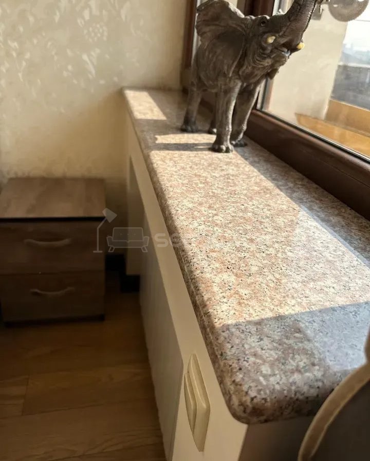 4 Սենյականոց Բնակարան Քարե Շենքում, 93քմ, 3/5 հարկ, Կապիտալ Վերանորոգված