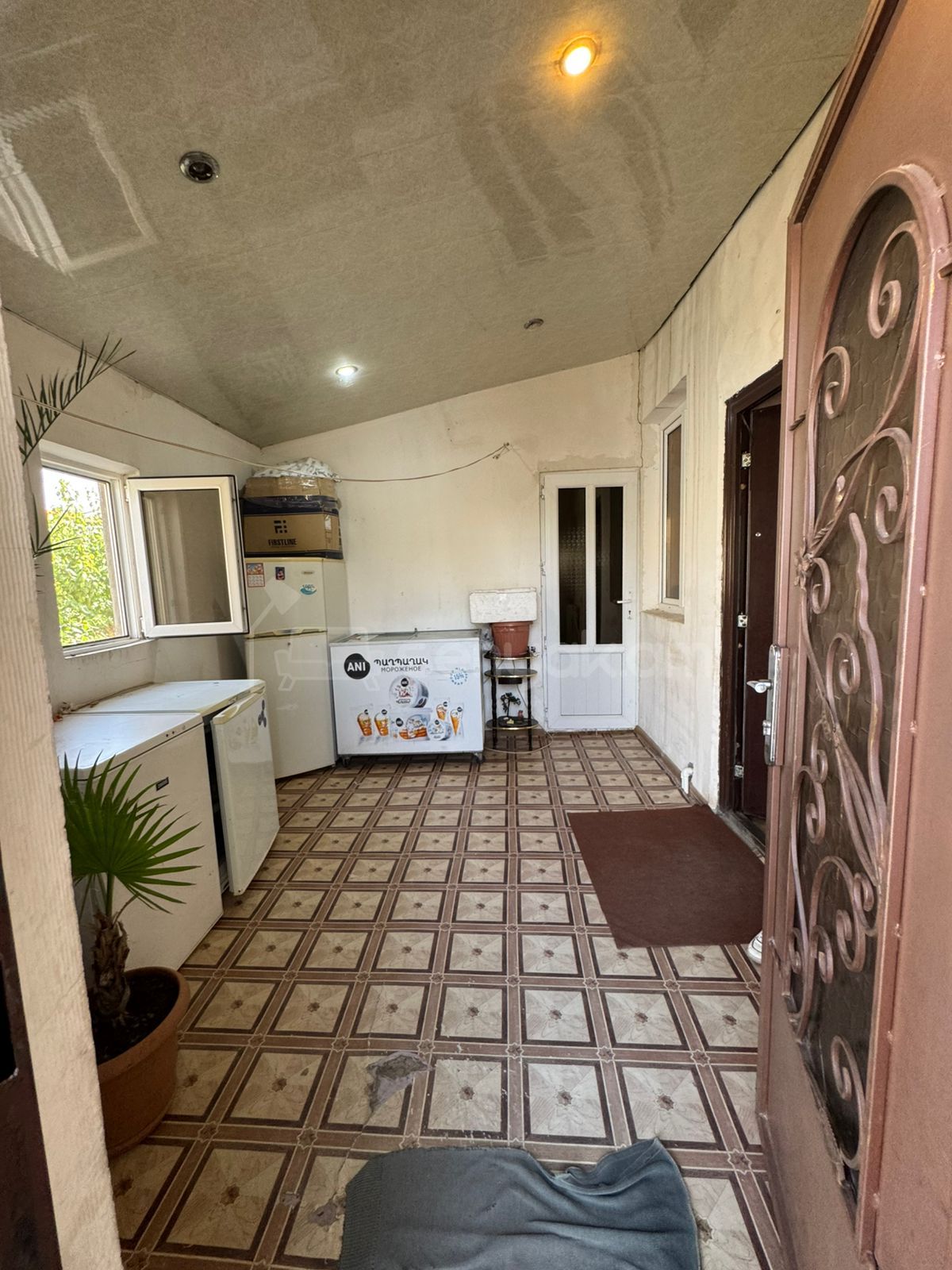 4 Սենյականոց Սեփական Տուն, 93քմ, Կապիտալ Վերանորոգված