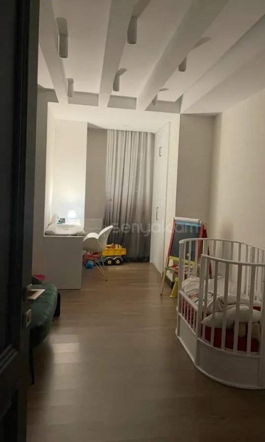 3 Սենյականոց Բնակարան Նորակառույցում, 148քմ, 17/22 հարկ, Դիզայներական Վերանորոգված