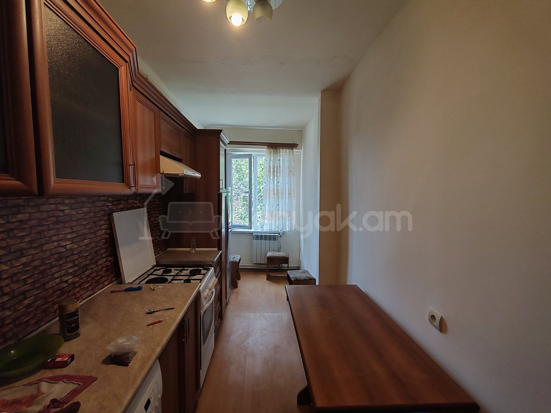 2 Սենյականոց Բնակարան, 50քմ, 3/9 հարկ, Նորմալ Վիճակում, Կահավորված