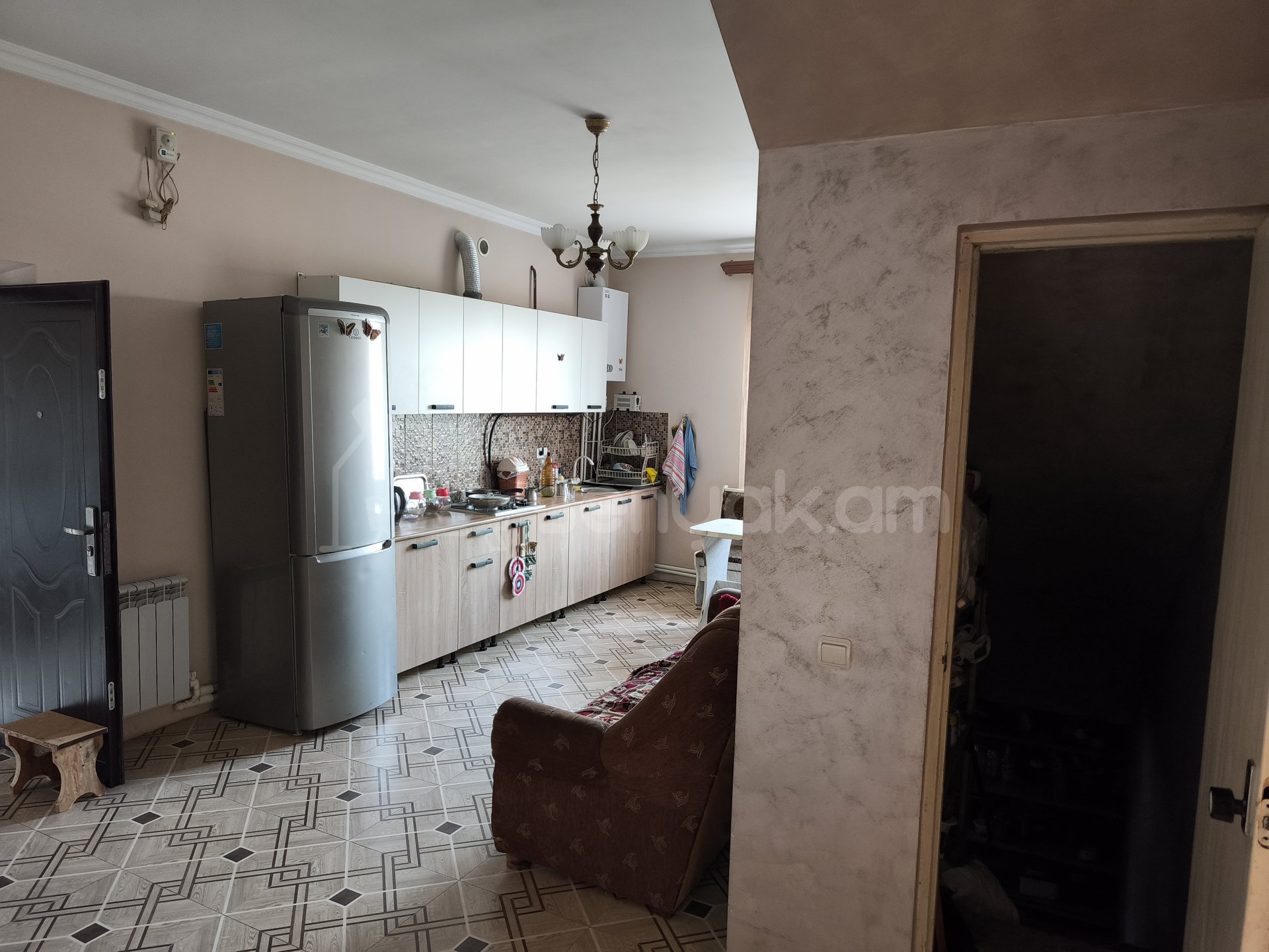 4 Սենյականոց Սեփական Տուն, 135քմ, Նորմալ Վիճակում