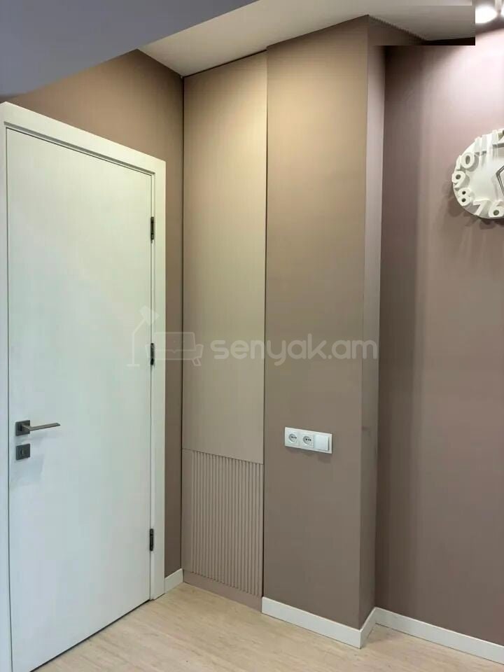 2 Սենյականոց Բնակարան, 40քմ, 8/10 հարկ, Դիզայներական Վերանորոգված