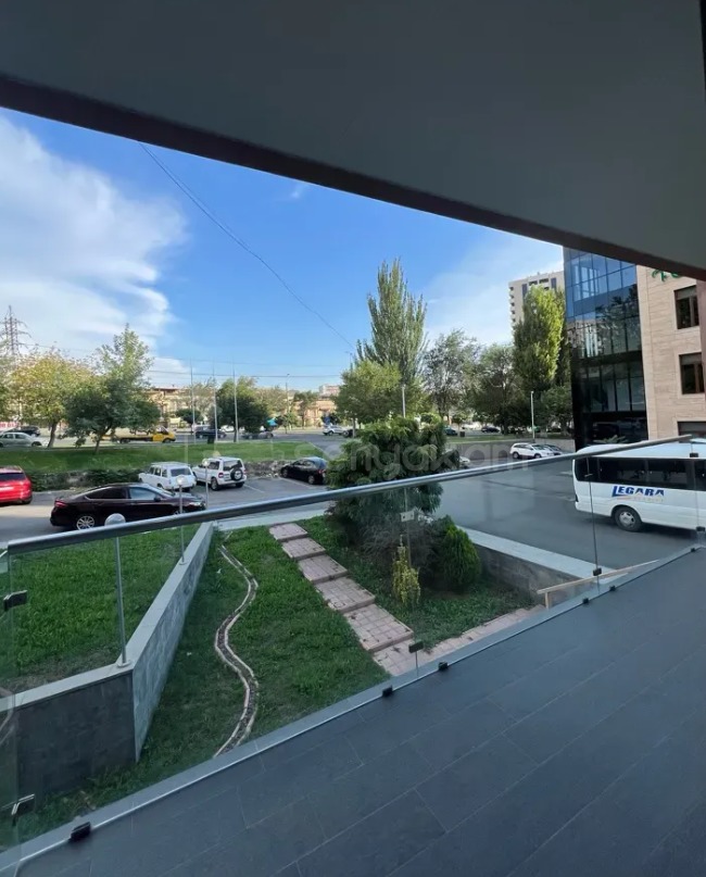 Օֆիսային Տարածք, 328քմ