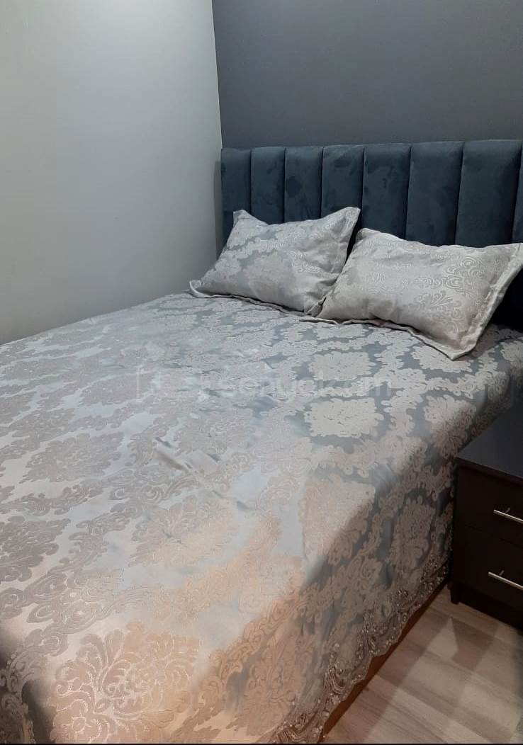 2 Սենյականոց Բնակարան Քարե Շենքում, 40քմ, 5/5 հարկ, Կապիտալ Վերանորոգված