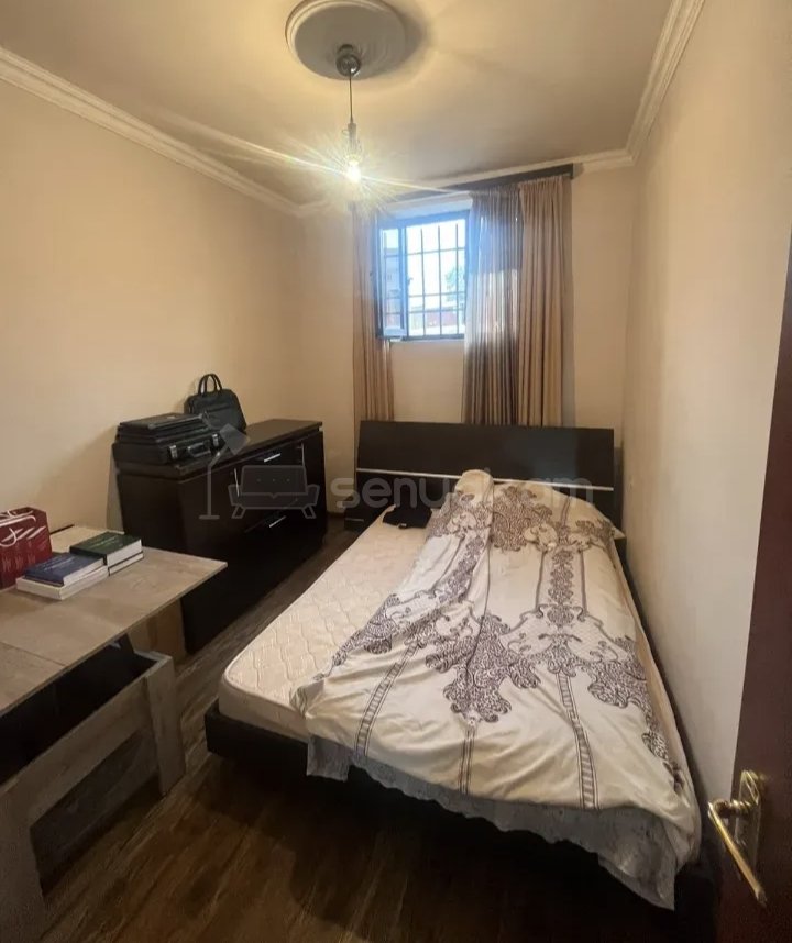 3 Սենյականոց Բնակարան Քարե Շենքում, 78քմ, 1/1 հարկ, Կապիտալ Վերանորոգված, Կահավորված, Արևկող