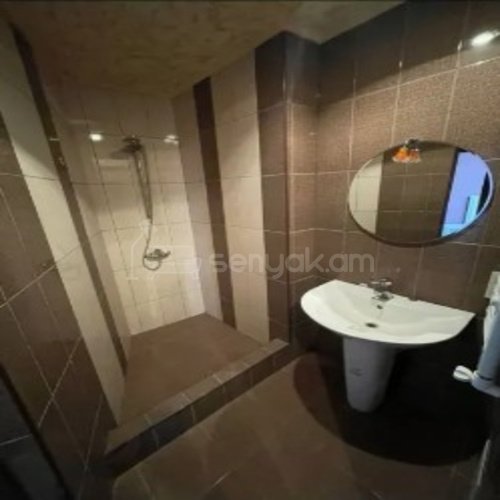 3 Սենյականոց Բնակարան, 80քմ, 12/12 հարկ, Կապիտալ Վերանորոգված, Կահավորված, Արևկող