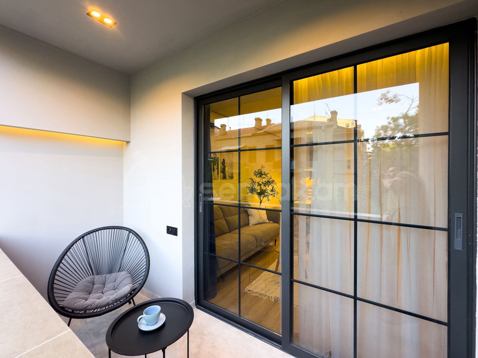 2 Սենյականոց Բնակարան, 52քմ, 4/9 հարկ, Դիզայներական Վերանորոգված, Կահավորված, Արևկող