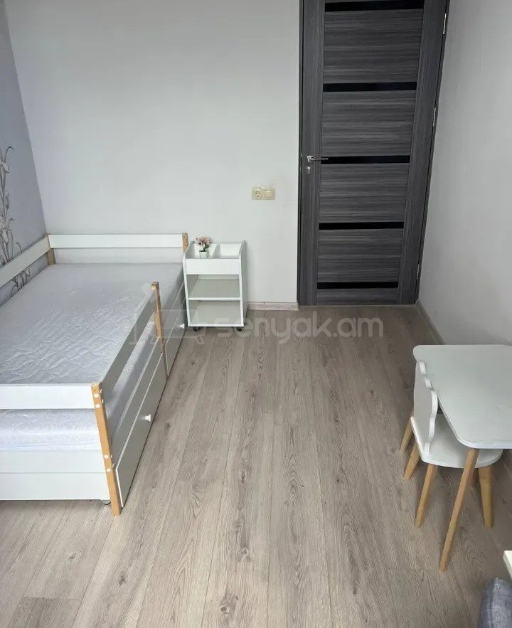 3 Սենյականոց Բնակարան, 56քմ, 7/9 հարկ, Կապիտալ Վերանորոգված