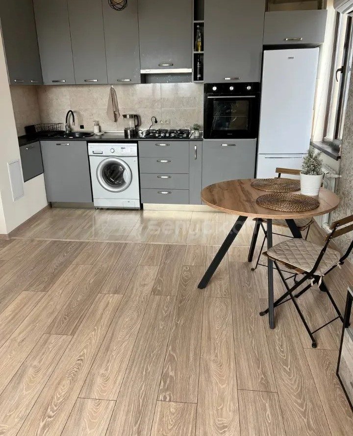 3 Սենյականոց Բնակարան, 56քմ, 7/9 հարկ, Կապիտալ Վերանորոգված