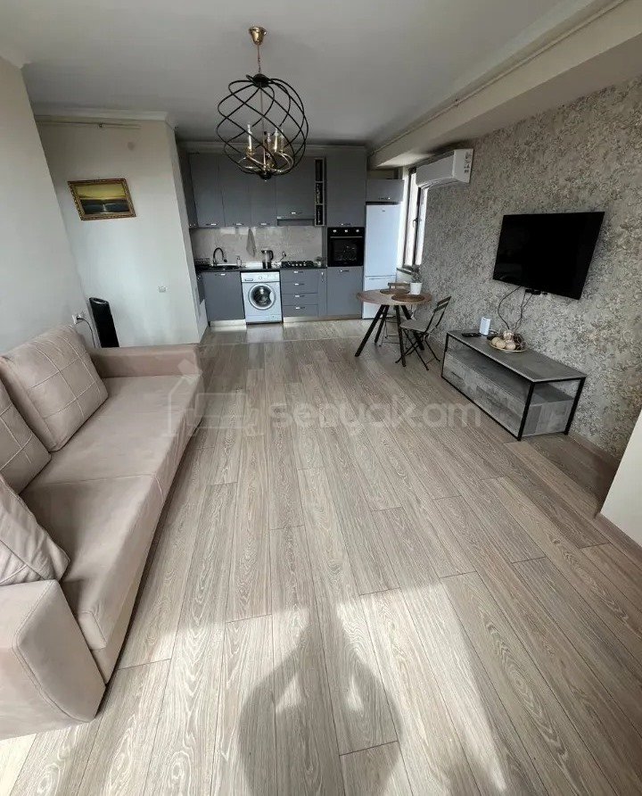 3 Սենյականոց Բնակարան, 56քմ, 7/9 հարկ, Կապիտալ Վերանորոգված