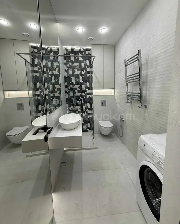 2 Սենյականոց Բնակարան Նորակառույցում, 54քմ, 13/18 հարկ, Դիզայներական Վերանորոգված