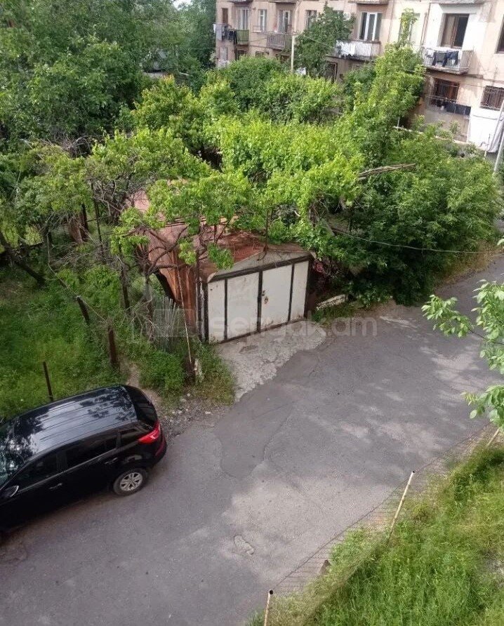 4 Սենյականոց Բնակարան, 90քմ, 3/9 հարկ, Նորմալ Վիճակում