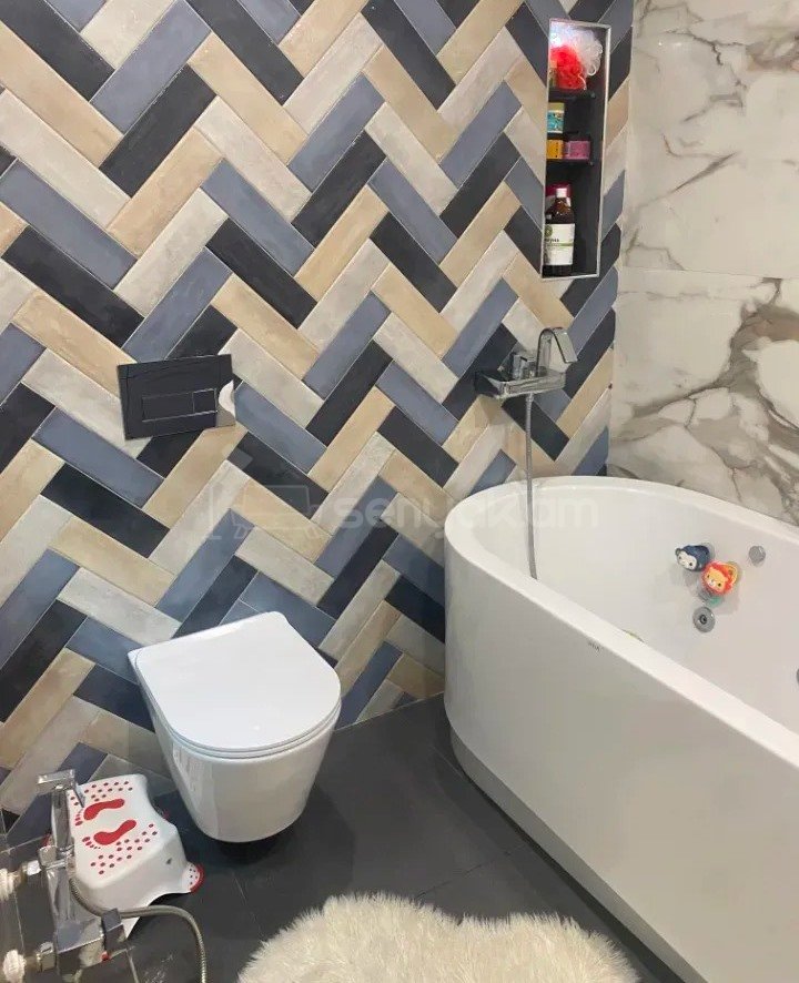 3 Սենյականոց Բնակարան Նորակառույցում, 80քմ, 2/8 հարկ, Կապիտալ Վերանորոգված