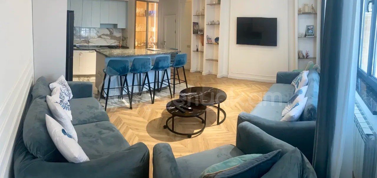 3 Սենյականոց Բնակարան Նորակառույցում, 80քմ, 2/8 հարկ, Կապիտալ Վերանորոգված