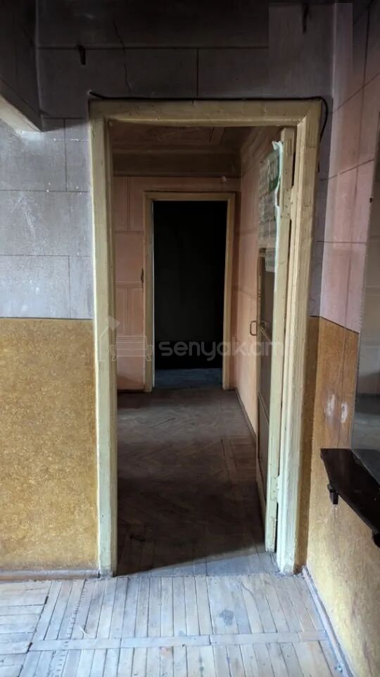 3 Սենյականոց Բնակարան Քարե Շենքում, 68քմ, 1/5 հարկ, Պետական Վիճակում