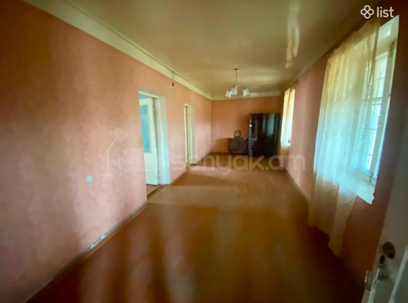 4 Սենյականոց Սեփական Տուն, 100քմ, Նորմալ Վիճակում, Ավտոտնակով