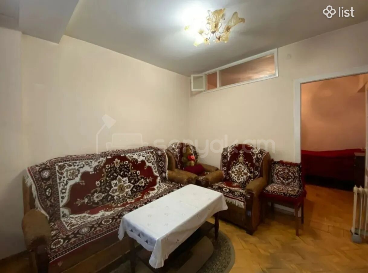 1 Սենյականոց Բնակարան, 40քմ, 7/11 հարկ, Նորմալ Վիճակում