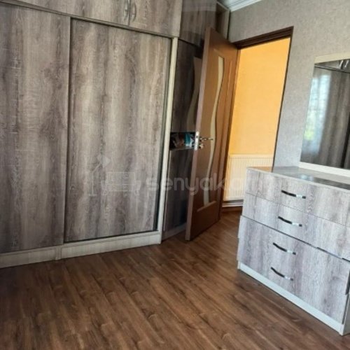 3 Սենյականոց Բնակարան Քարե Շենքում, 60քմ, 3/5 հարկ, Կոսմետիկ Վերանորոգված, Կահավորված, Արևկող