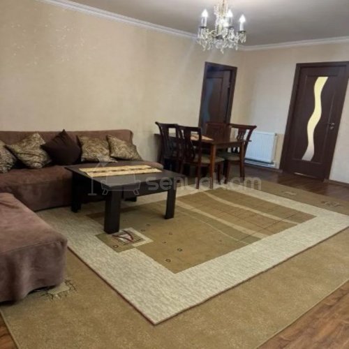 3 Սենյականոց Բնակարան Քարե Շենքում, 60քմ, 3/5 հարկ, Կոսմետիկ Վերանորոգված, Կահավորված, Արևկող