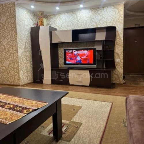 3 Սենյականոց Բնակարան Քարե Շենքում, 60քմ, 3/5 հարկ, Կոսմետիկ Վերանորոգված, Կահավորված, Արևկող