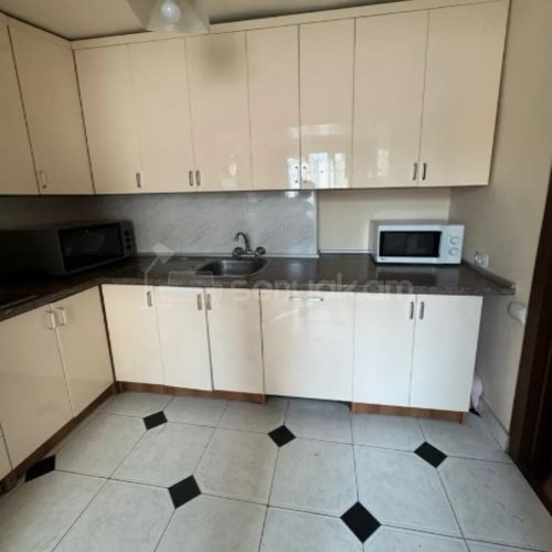 3 Սենյականոց Բնակարան Քարե Շենքում, 60քմ, 3/5 հարկ, Կոսմետիկ Վերանորոգված, Կահավորված, Արևկող