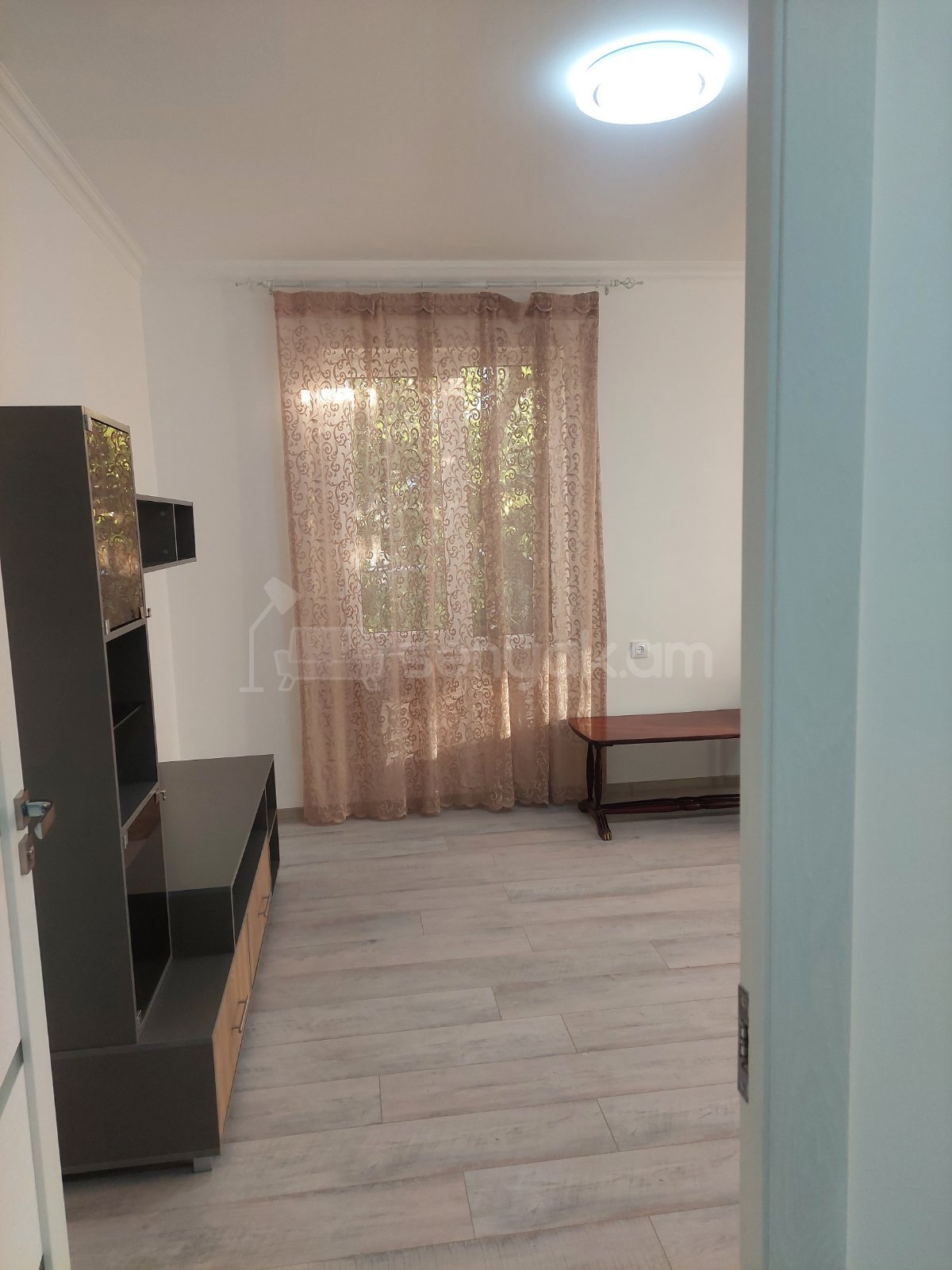 2 Սենյականոց Բնակարան, 52քմ, 3/9 հարկ, Կապիտալ Վերանորոգված, Կահավորված, Արևկող