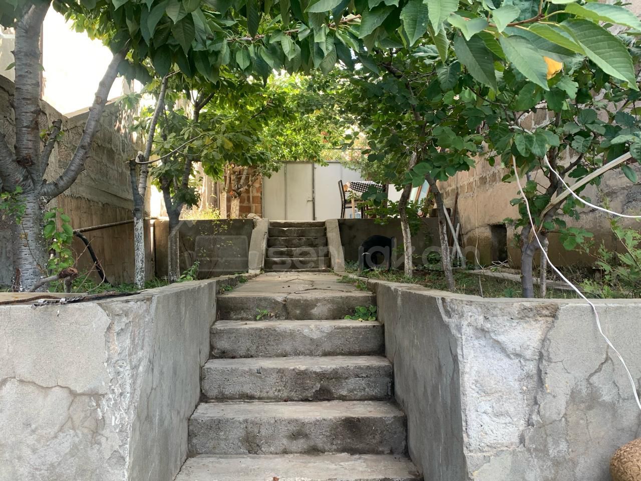 4 Սենյականոց Սեփական Տուն, 176քմ, Կոսմետիկ Վերանորոգված