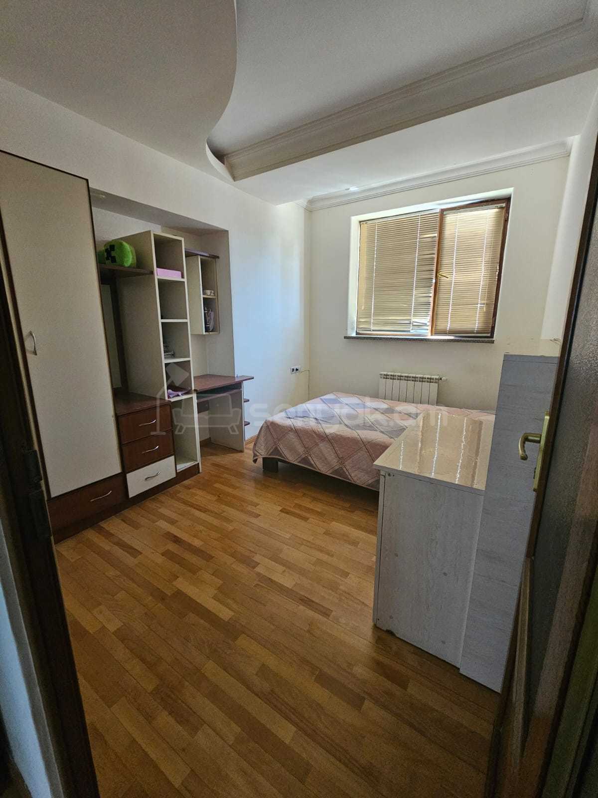 3 Սենյականոց Բնակարան, 80քմ, 5/12 հարկ, Կապիտալ Վերանորոգված, Կահավորված, Արևկող