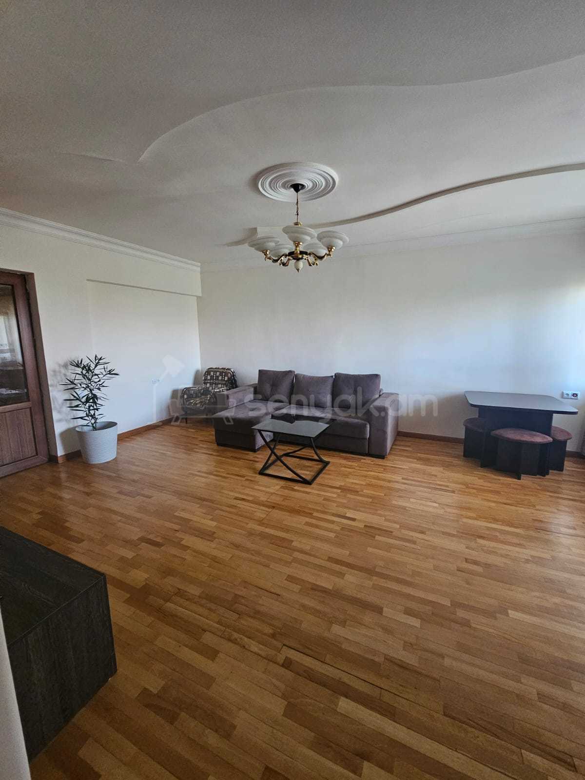 3 Սենյականոց Բնակարան, 80քմ, 5/12 հարկ, Կապիտալ Վերանորոգված, Կահավորված, Արևկող