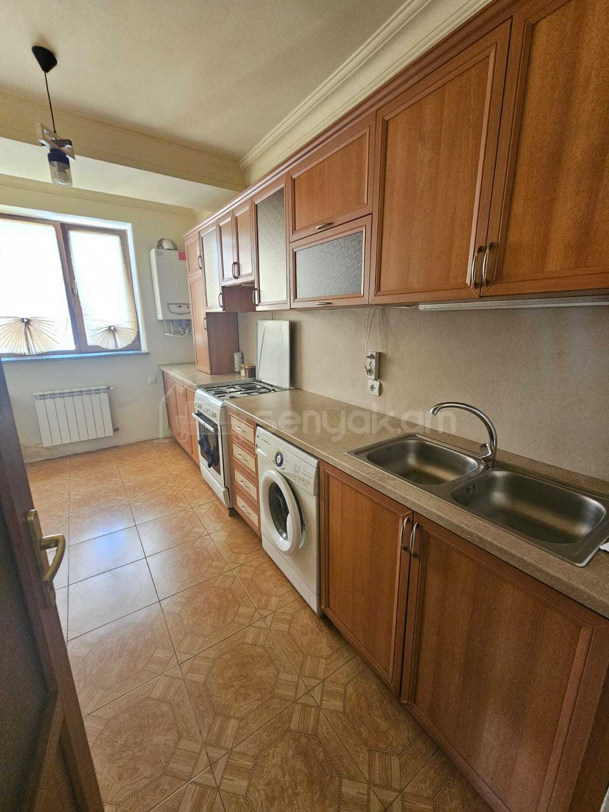 3 Սենյականոց Բնակարան, 80քմ, 5/12 հարկ, Կապիտալ Վերանորոգված, Կահավորված, Արևկող