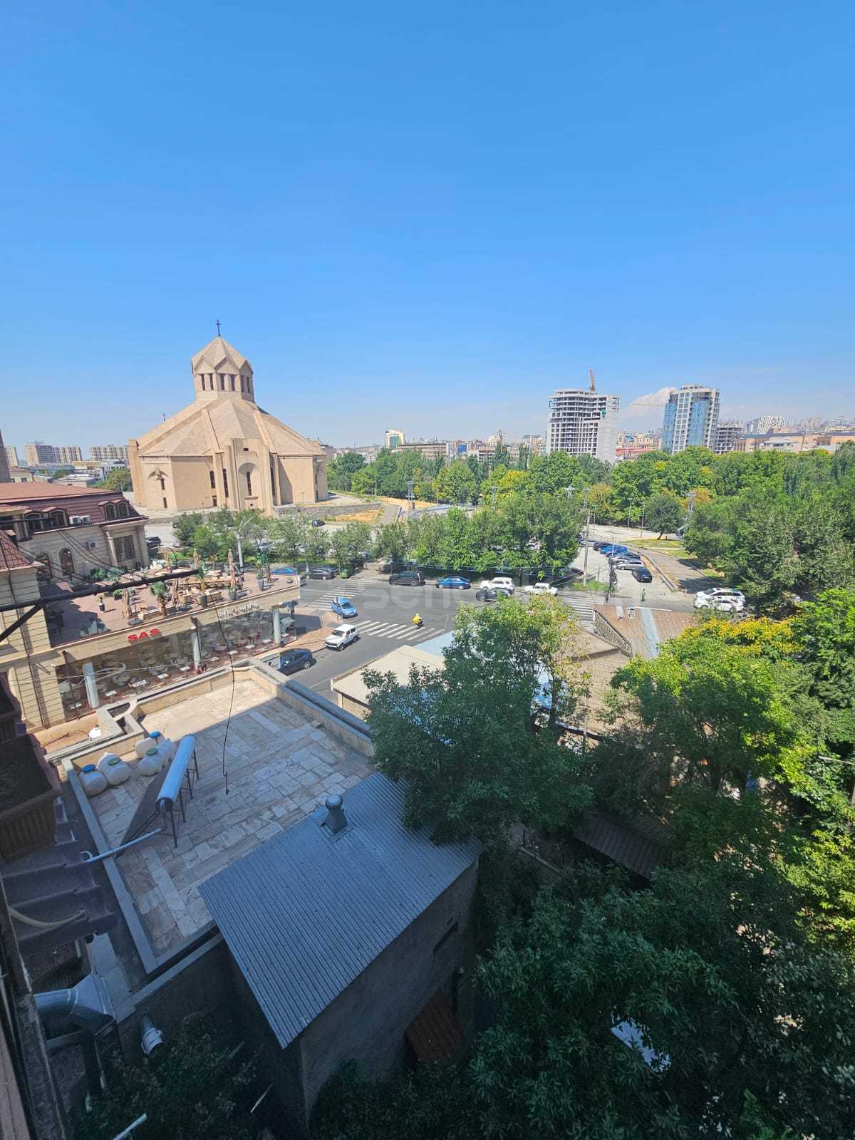 3 Սենյականոց Բնակարան, 80քմ, 5/12 հարկ, Կապիտալ Վերանորոգված, Կահավորված, Արևկող