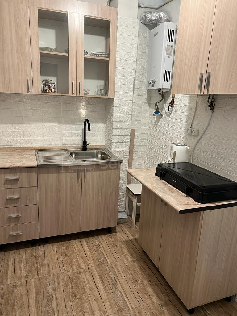 2 Սենյականոց Բնակարան Քարե Շենքում, 36քմ, 2/5 հարկ, Կապիտալ Վերանորոգված, Կահավորված, Արևկող