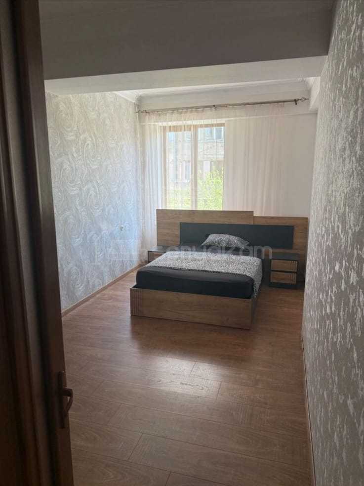 3 Սենյականոց Բնակարան, 105քմ, 10/15 հարկ, Կապիտալ Վերանորոգված, Կահավորված