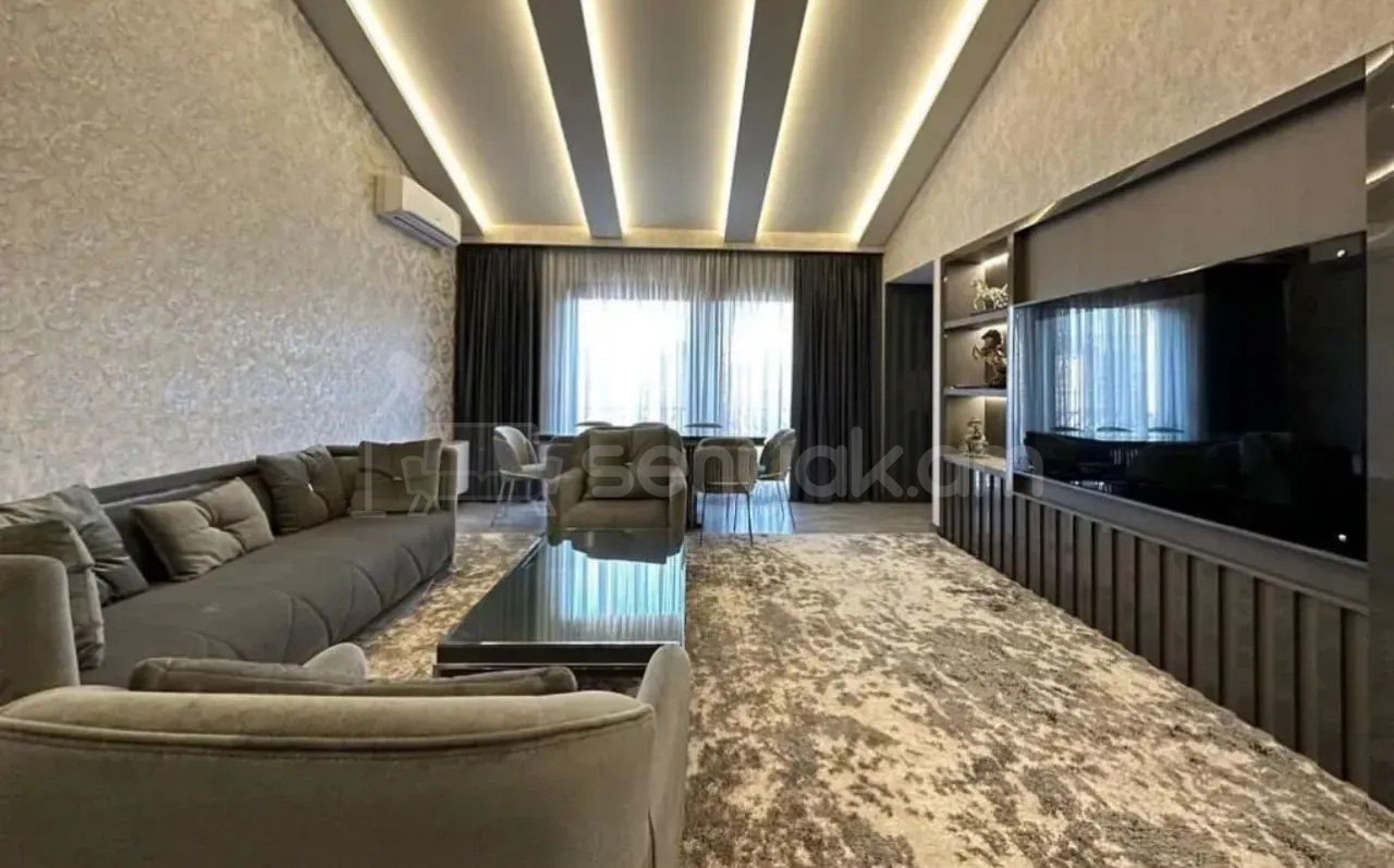 4 Սենյականոց Բնակարան, 180քմ, 11/11 հարկ, Դիզայներական Վերանորոգված, Կահավորված, Արևկող